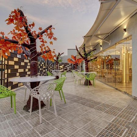 فندق Townhouse Geetraj Near Shalimar Gateway لاكناو المظهر الخارجي الصورة