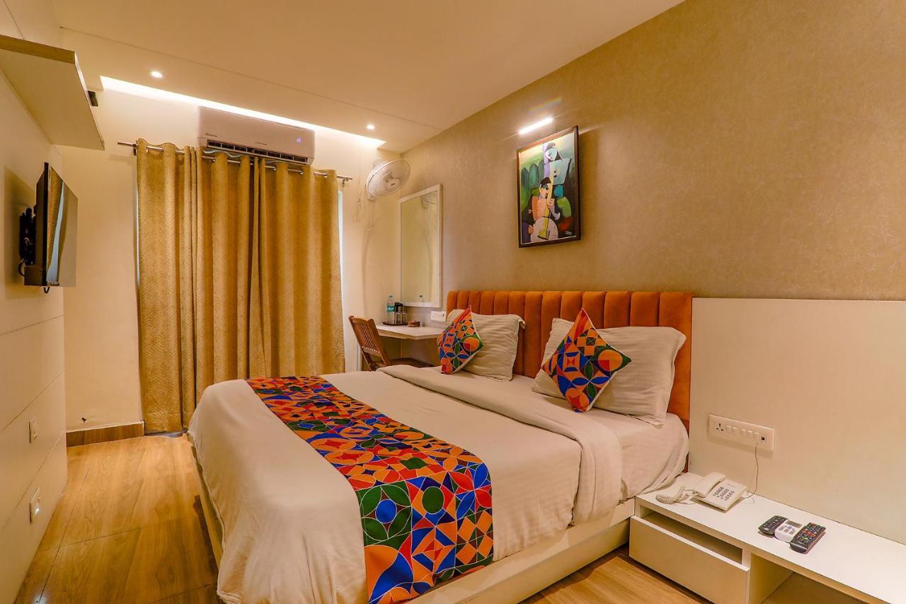 فندق Townhouse Geetraj Near Shalimar Gateway لاكناو المظهر الخارجي الصورة