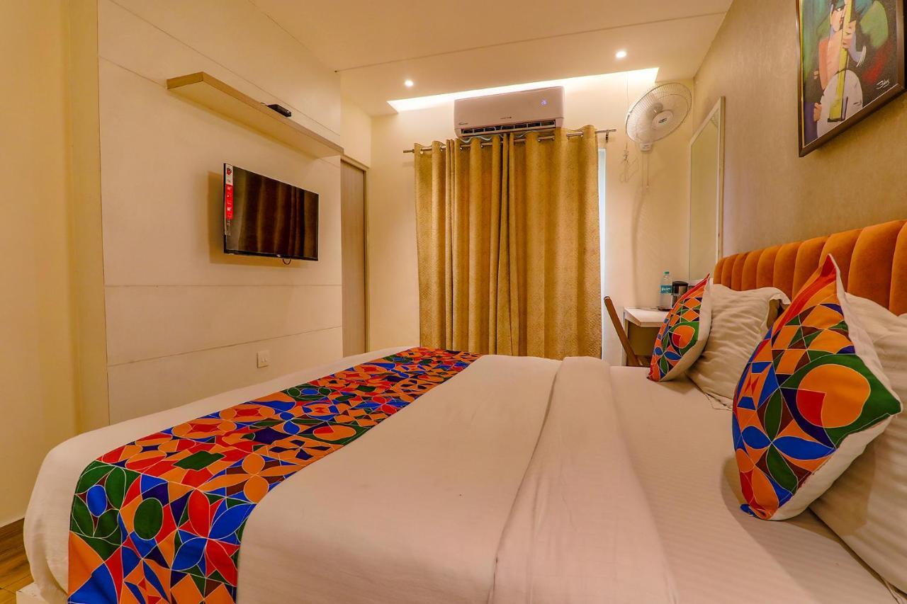 فندق Townhouse Geetraj Near Shalimar Gateway لاكناو المظهر الخارجي الصورة
