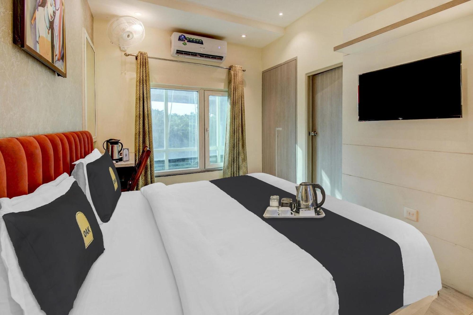 فندق Townhouse Geetraj Near Shalimar Gateway لاكناو المظهر الخارجي الصورة