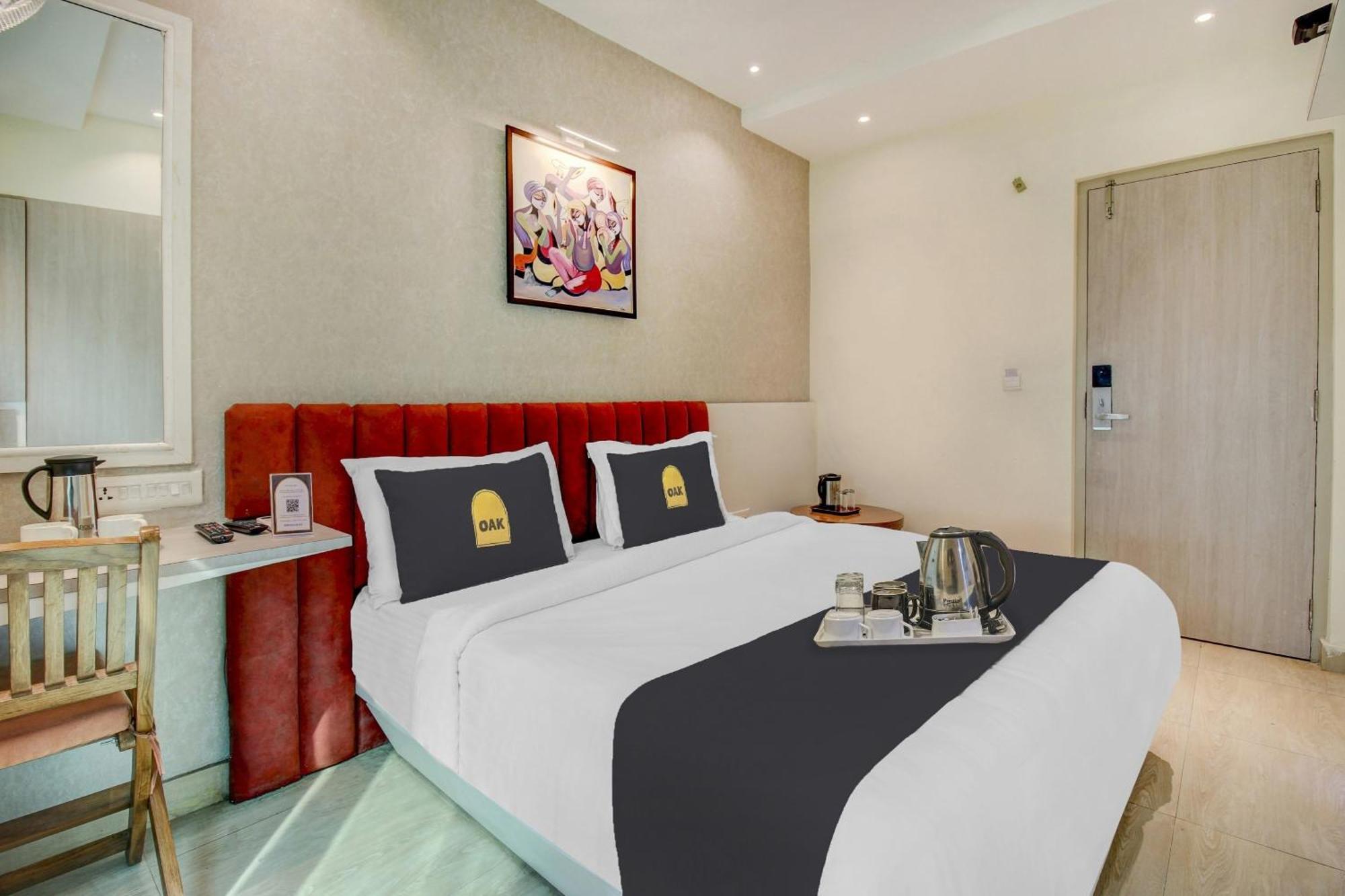 فندق Townhouse Geetraj Near Shalimar Gateway لاكناو المظهر الخارجي الصورة