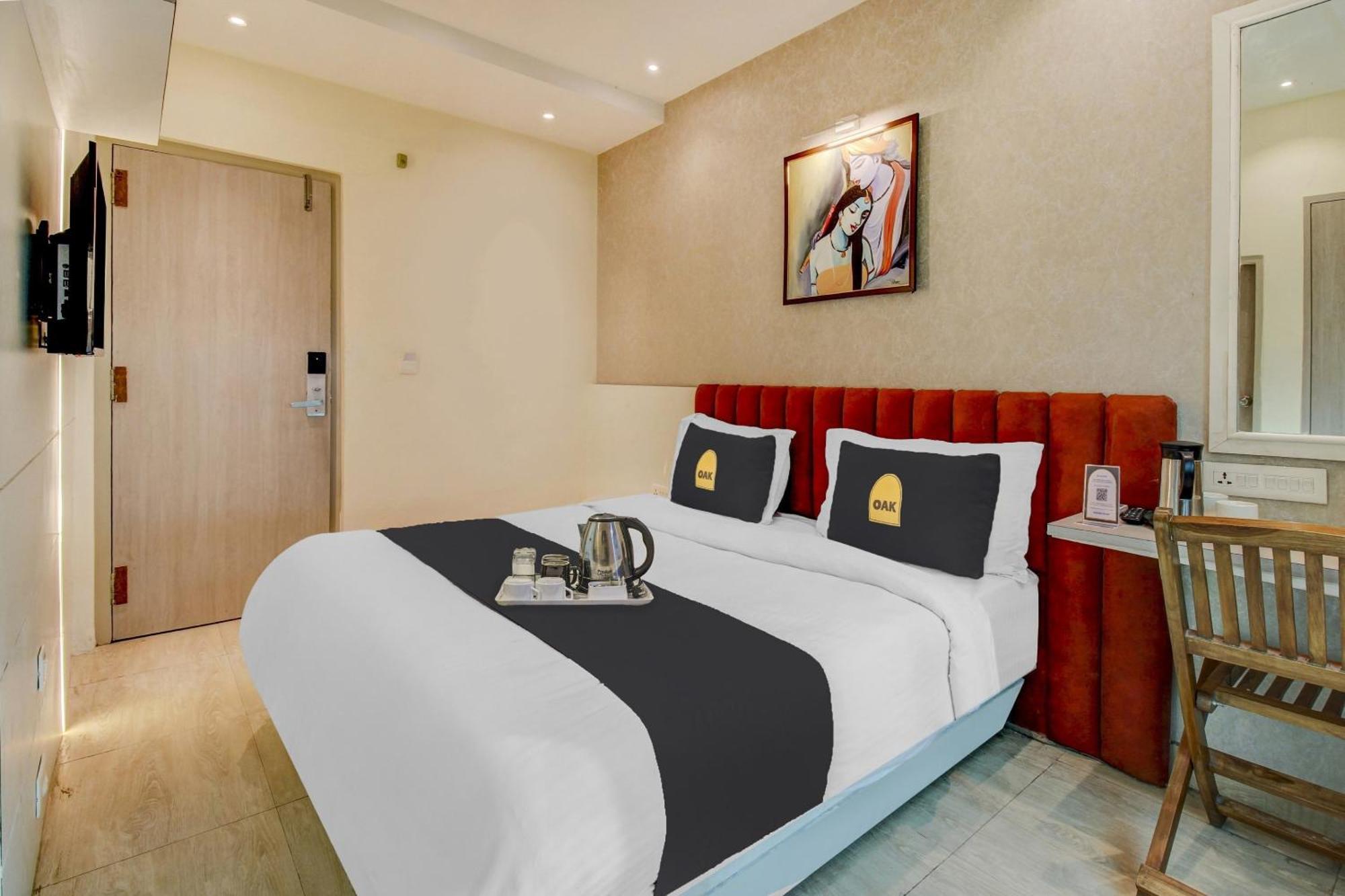 فندق Townhouse Geetraj Near Shalimar Gateway لاكناو المظهر الخارجي الصورة
