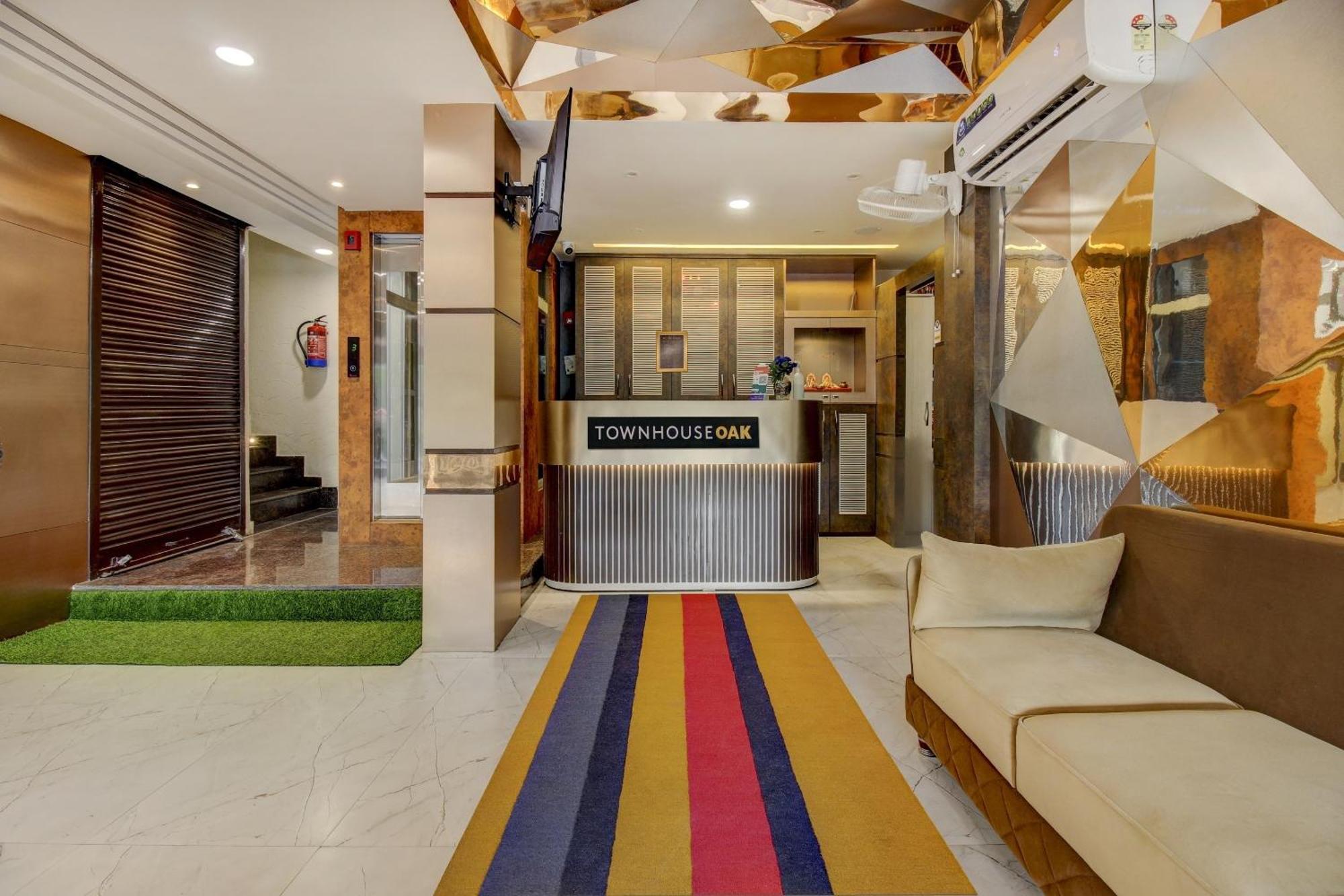 فندق Townhouse Geetraj Near Shalimar Gateway لاكناو المظهر الخارجي الصورة