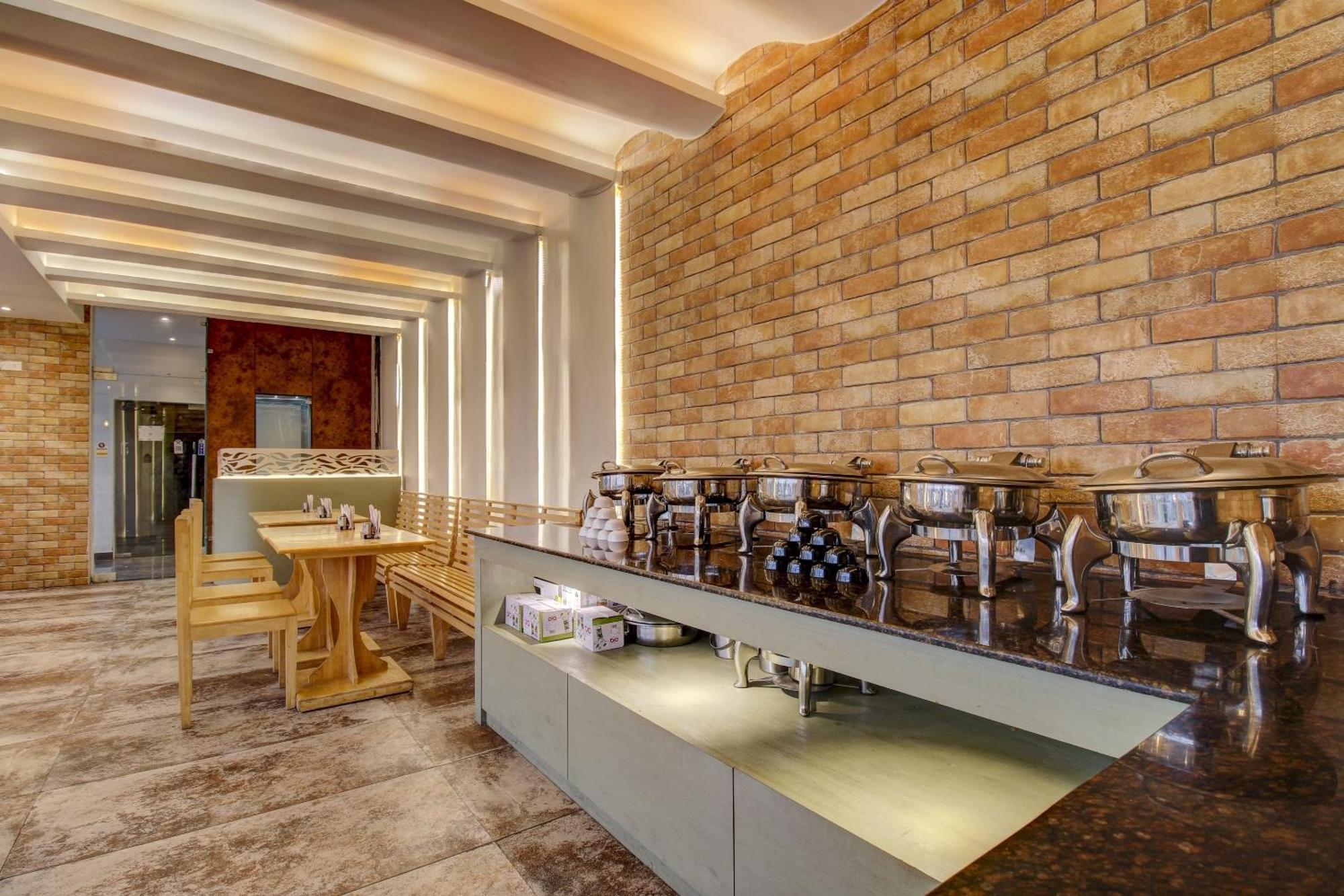 فندق Townhouse Geetraj Near Shalimar Gateway لاكناو المظهر الخارجي الصورة