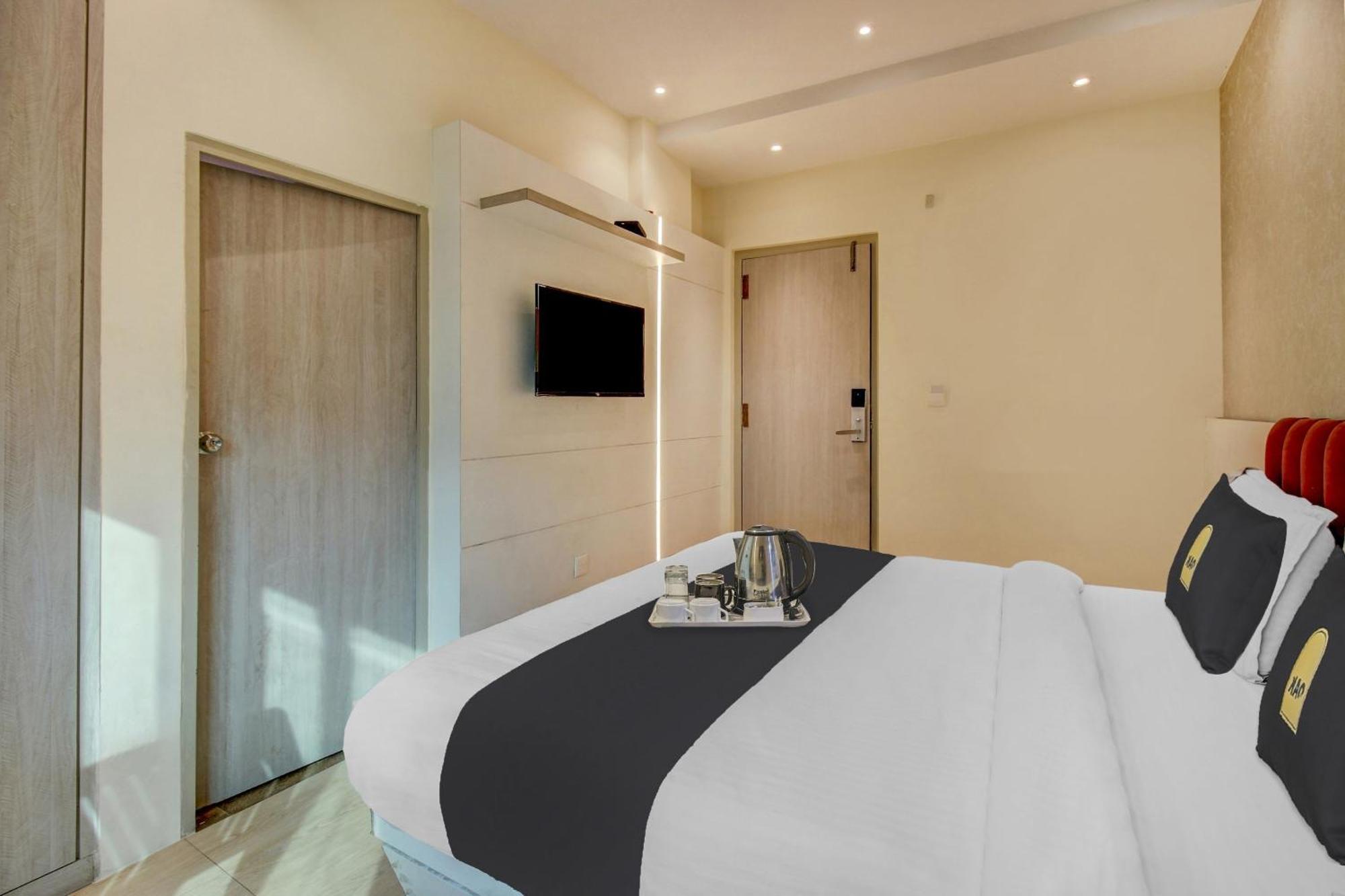 فندق Townhouse Geetraj Near Shalimar Gateway لاكناو المظهر الخارجي الصورة