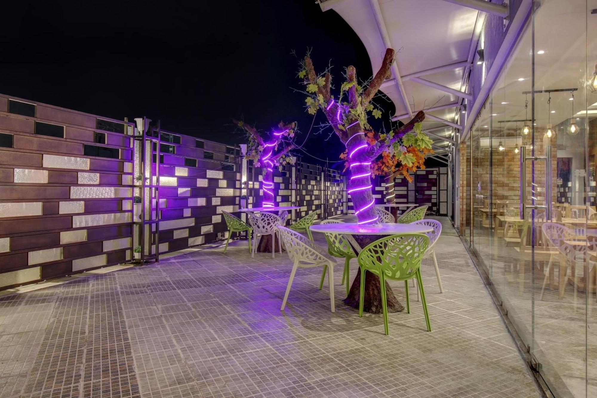 فندق Townhouse Geetraj Near Shalimar Gateway لاكناو المظهر الخارجي الصورة